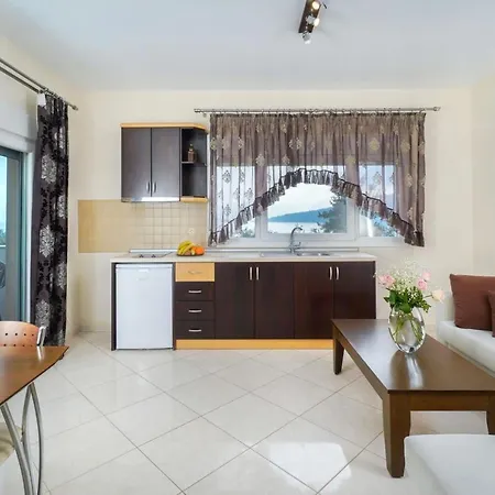Ilias Apart-hotel Chrysi Ammoudia