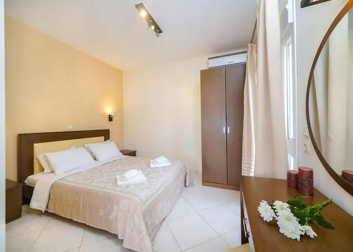 Ilias 크리시 아모우디아