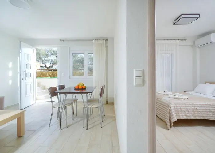 Ilias 3* 크리시 아모우디아